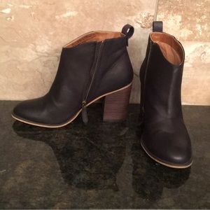 BP ankle black booties